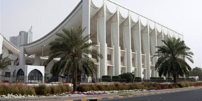 Kuwait passes law tightening online media controls